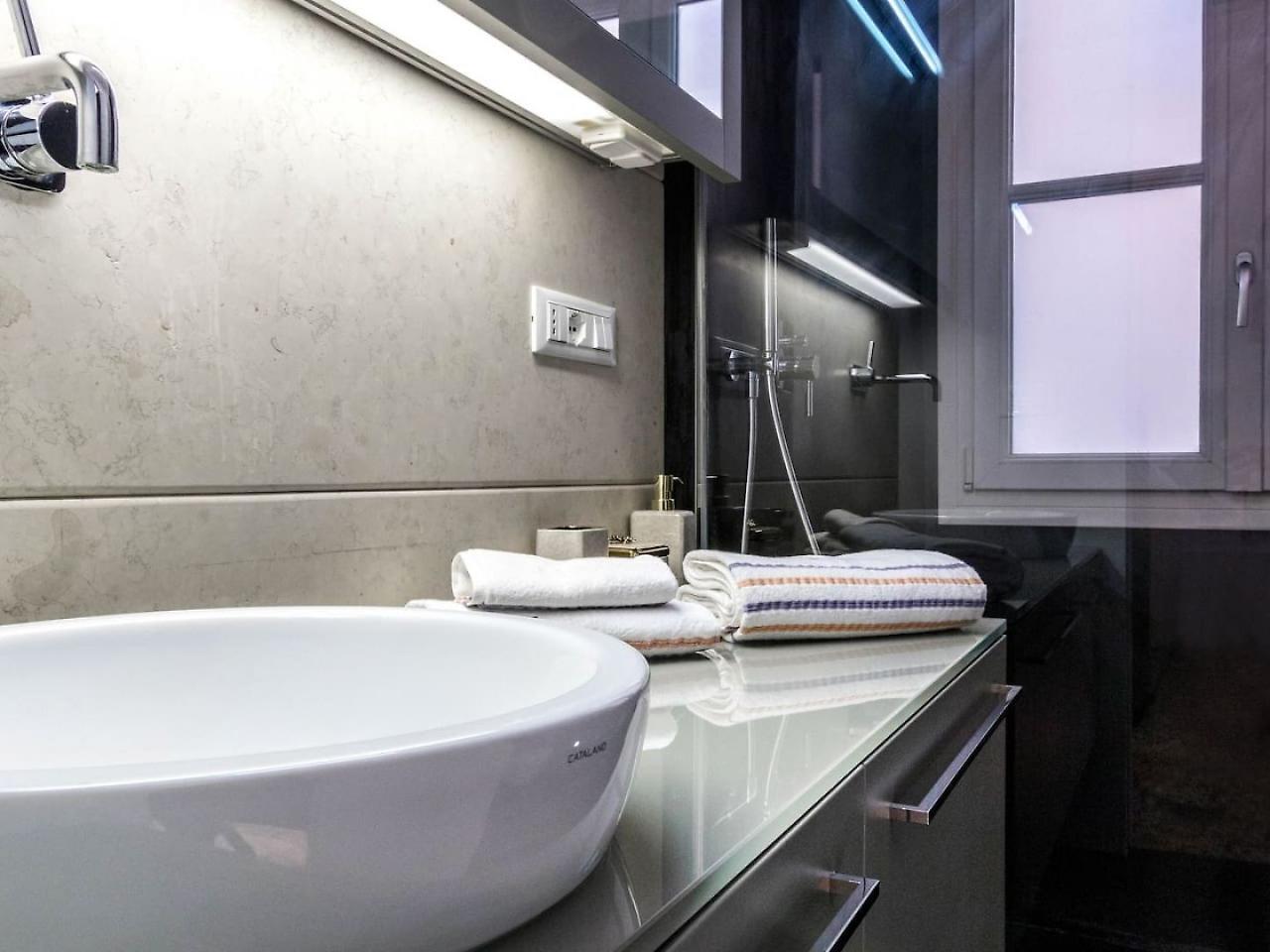 Joivy Superb 1Bed Apt In Brera Milán Exterior foto